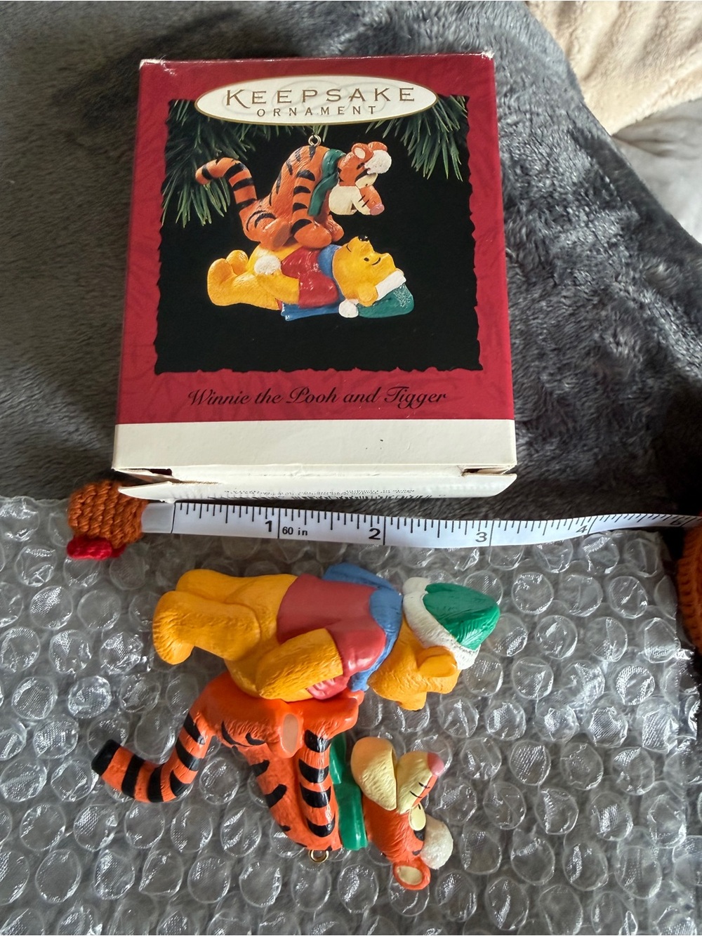 1994 Vintage Disney Winnie the Pooh & Tigger Hallmark Collectible Ornament - Picture 9 of 9